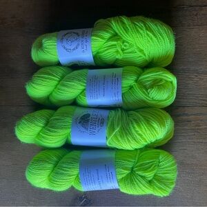 La Bien Aimeé (Aimee) Wensley Worsted yarn tennis ball 3 skein lot